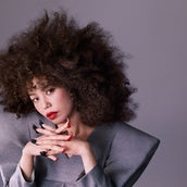 Chara 息子 佐藤緋美との2ショットが カップルみたい と話題 モデルプレス Chara 息子 佐藤緋美との2ショットが カップルみたい と話題 モデルプレス