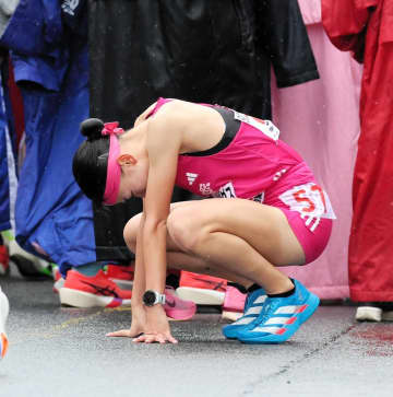 【高校駅伝】久保凛は「チームスポーツのことを理解しながら走り抜けてくれた」野口監督が思い明かす 今後の進路は「年明けにお伝えできれば」
