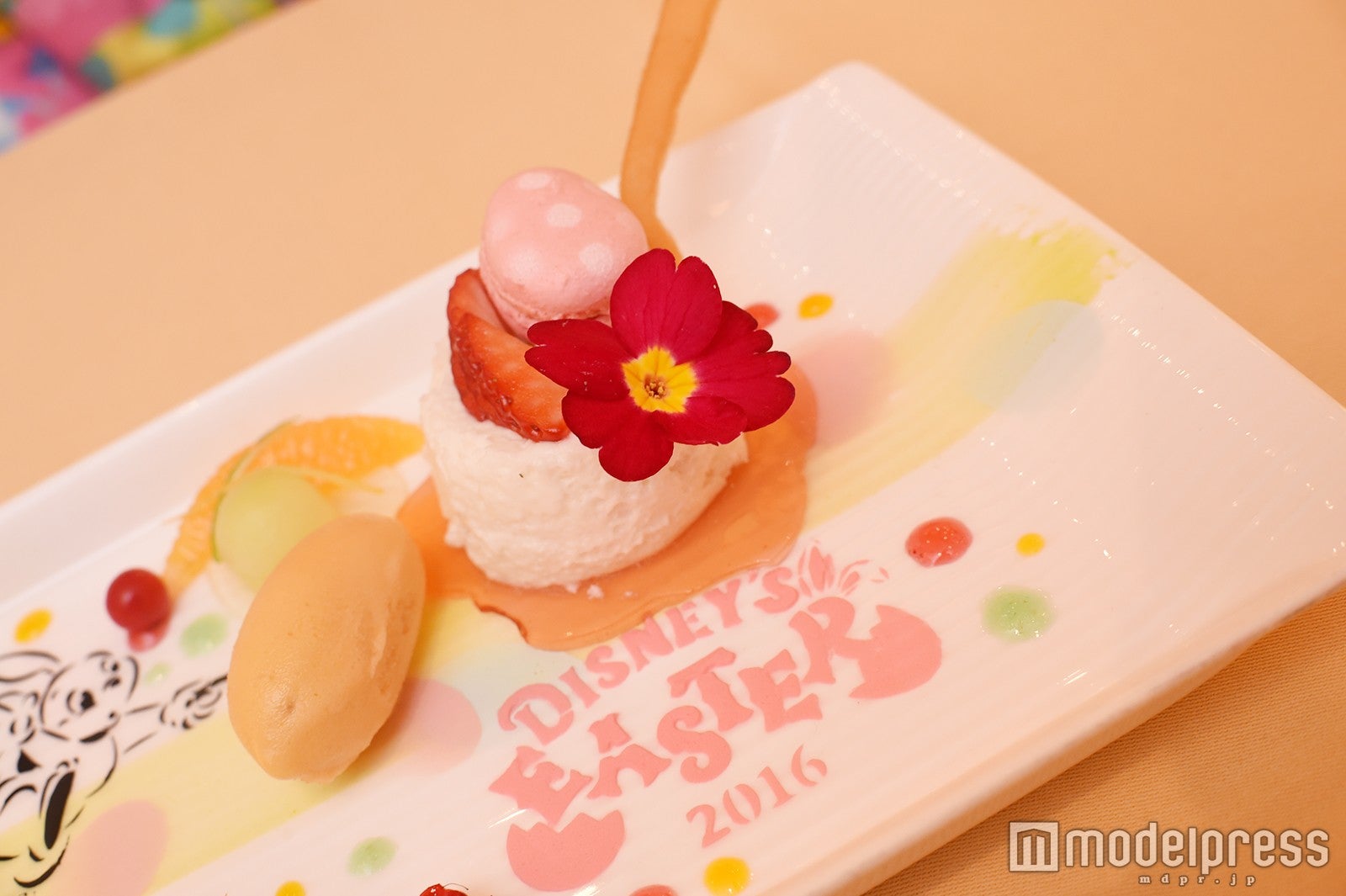 クレームダンジュとアプリコットパッションフルーツソルベ（C）モデルプレス