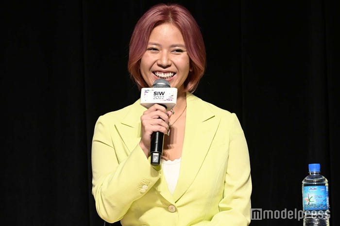 赤荻瞳氏 (C)モデルプレス