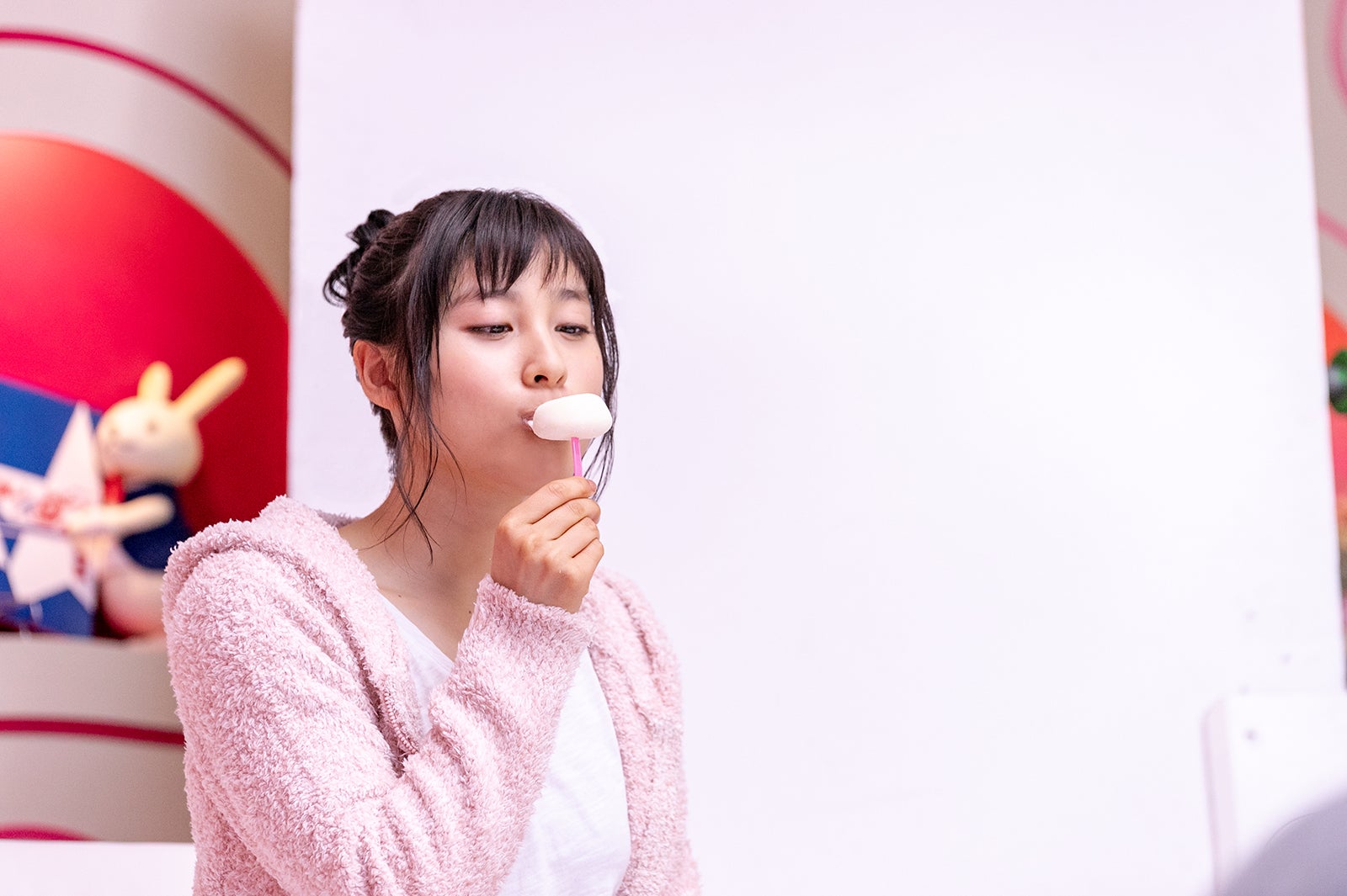 土屋太鳳／メイキングカット（提供画像）