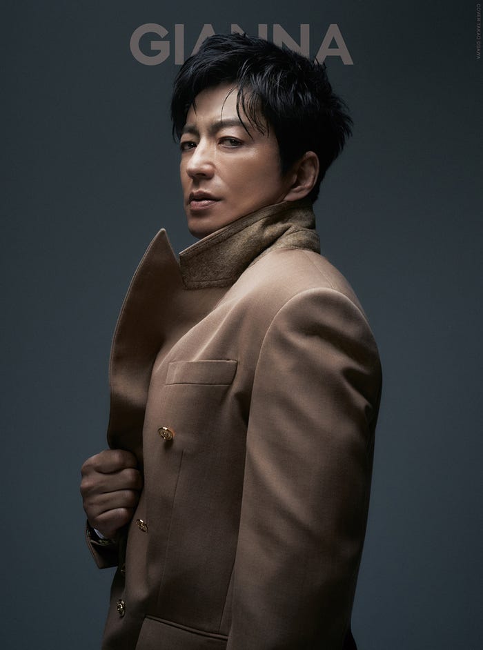 「GIANNA ISSUE16」(9月29日発売、ナンバーセブン)バックカバー:大沢たかお/提供画像