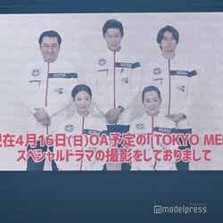 （左上から時計回りに）小手伸也、鈴木亮平、佐野勇斗、フォンチー、菜々緒「TOKYO MER～走る緊急救命室～」メンバー （C）モデルプレス