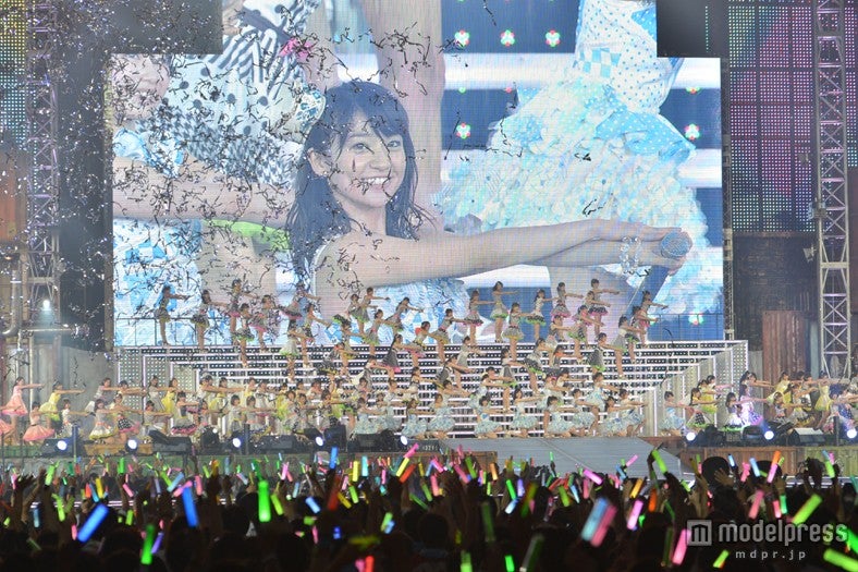 「AKB48 2013 真夏のドームツアー～まだまだ、やらなきゃいけないことがある～」東京ドーム公演1日目より