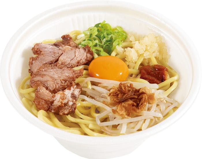 辛味噌だれの油そば/BE:FIRST×ファミリーマートコラボレーション(提供写真)