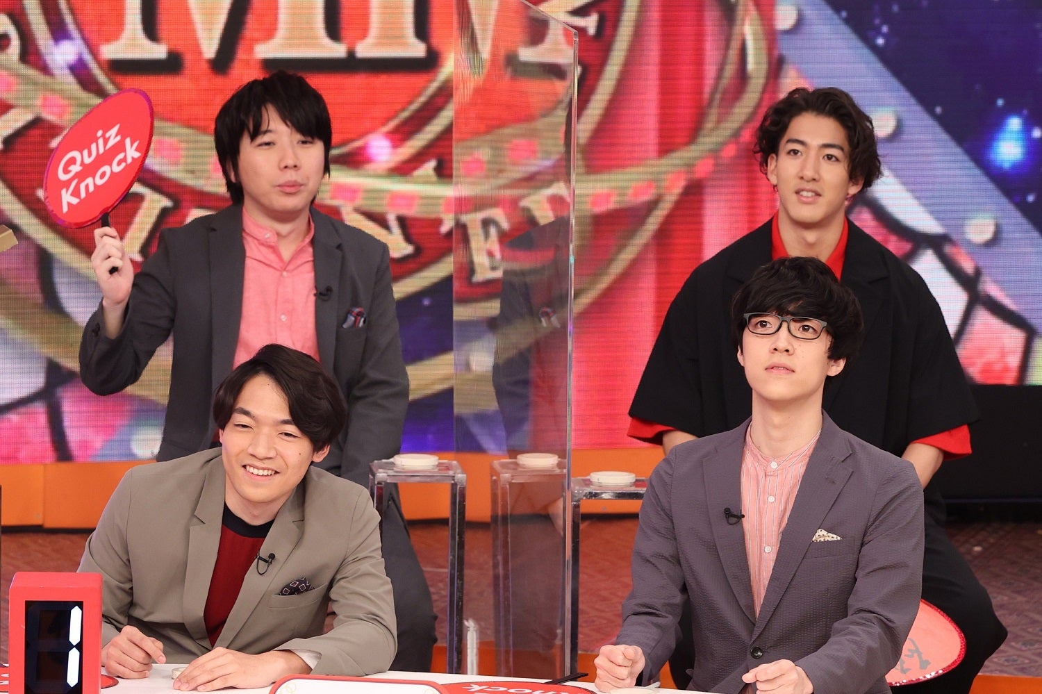 （前列左から）伊沢拓司、ふくらP（後列左から）こうちゃん、尾上右近（C）フジテレビ