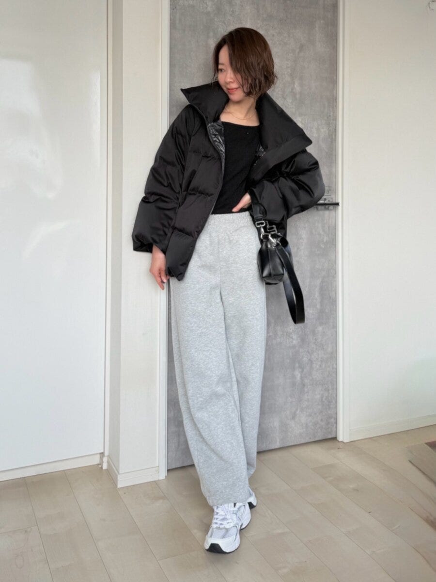 ユニクロダウンボリュームジャケット ユニクロダウンボリュームジャケットとスウェットコーデ