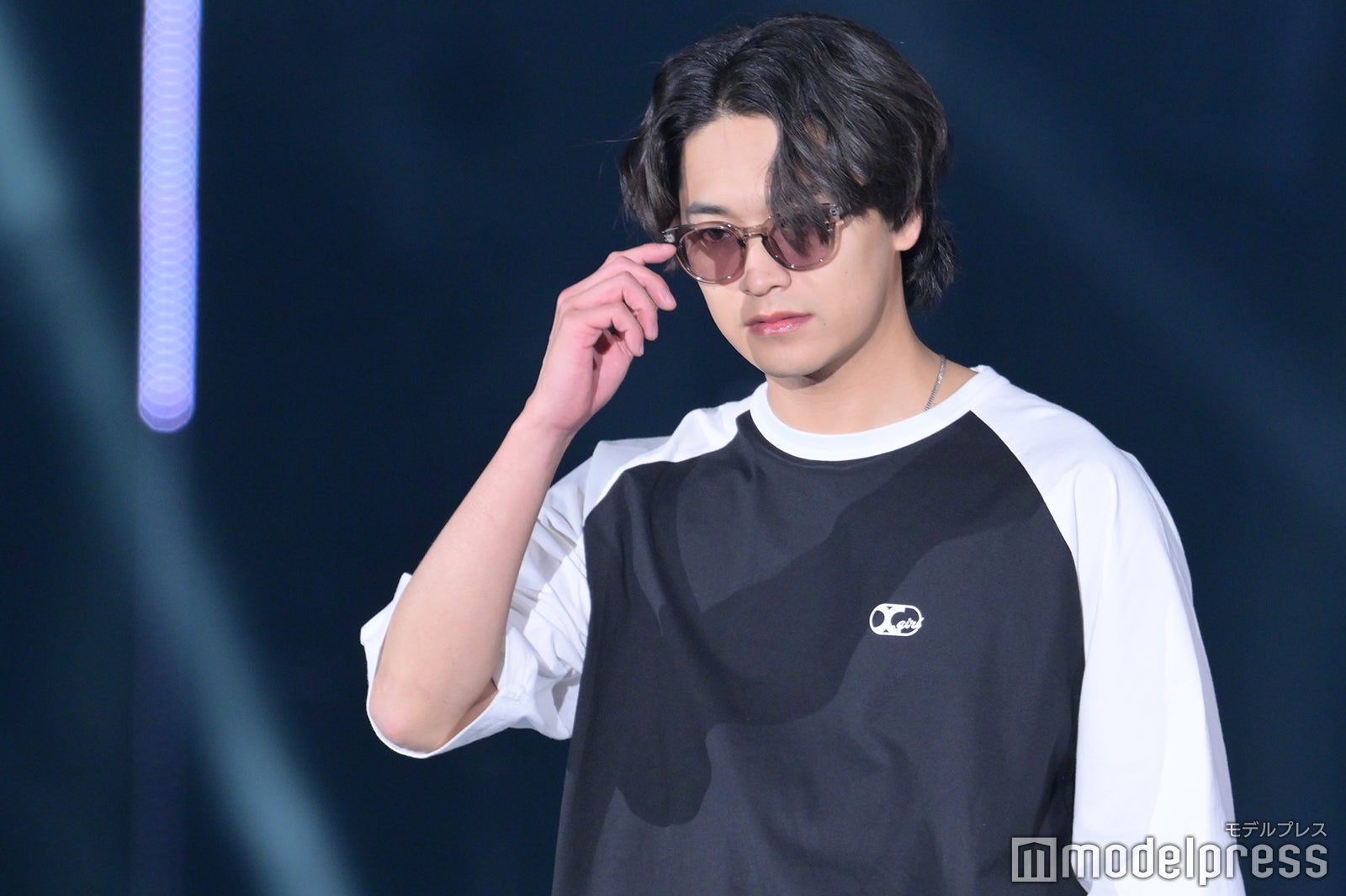 井上想良、サングラス外しにドキッ【TGC 2024 S／S】