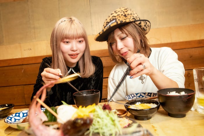 (左)古関れん(写真提供:MBS)