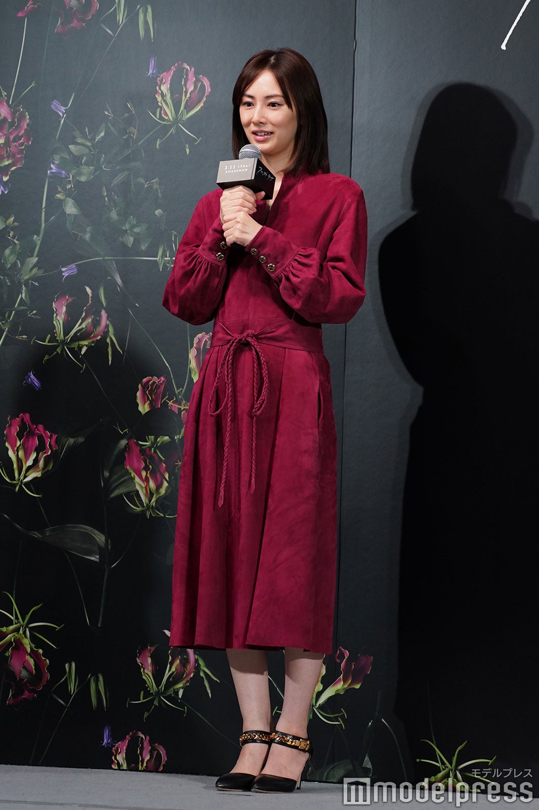 北川景子 楽屋での過ごし方に驚きの声 ジャージにマイ布団 モデルプレス