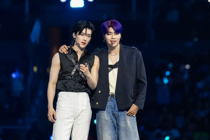 ZEROBASEONEリッキー、パク・ゴヌク「KCON LA 2024 M COUNTDOWN」(C)CJ ENM Co., Ltd, All Rights Reserved