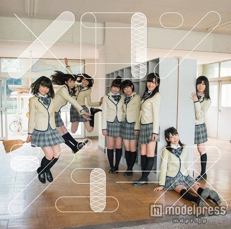 HKT48「メロンジュース」（2013年9月4日発売）ジャケット タイプC（C）AKS