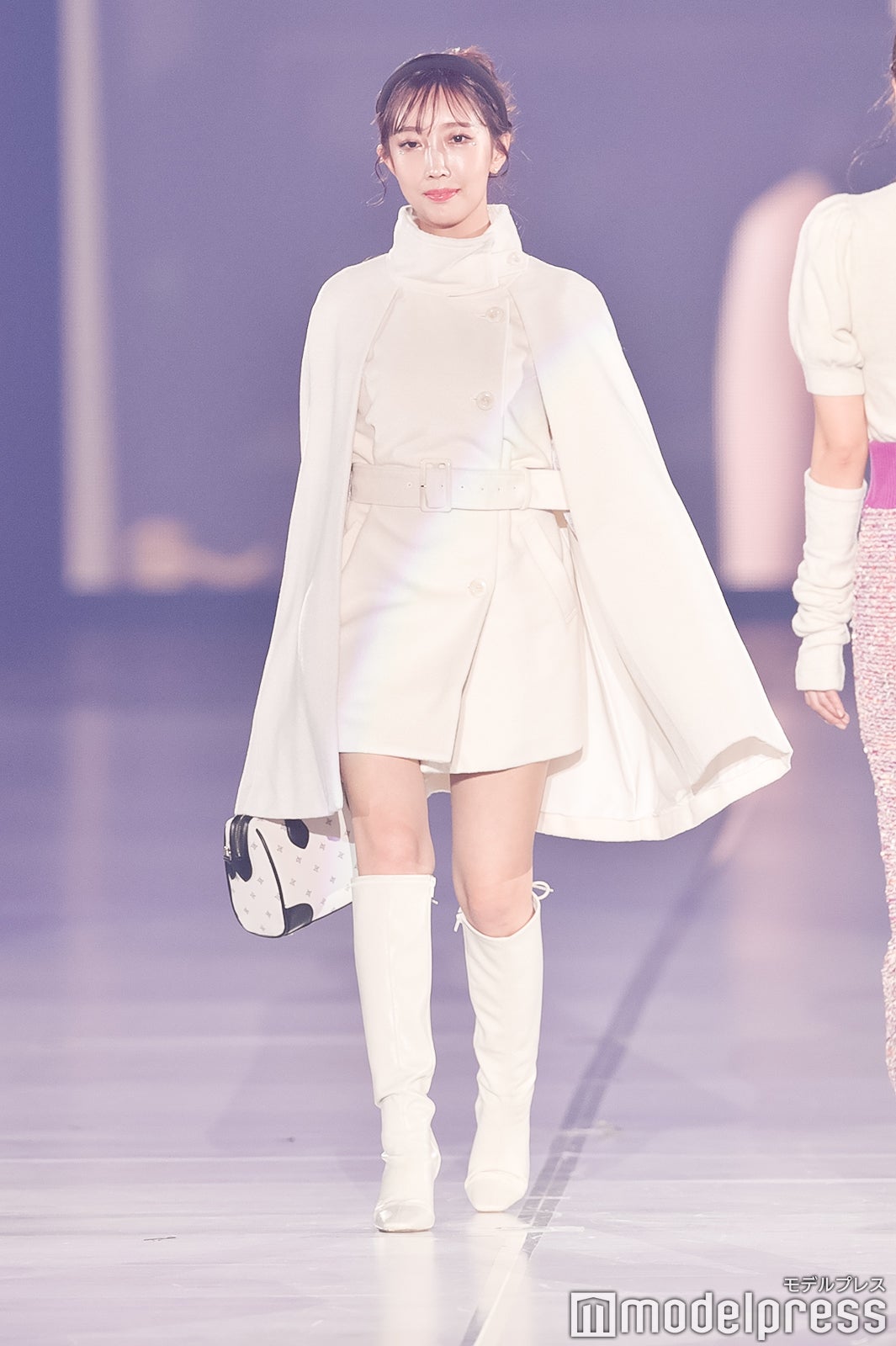 （C）モデルプレス