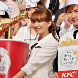 左から:優木まおみ、寺田真二郎