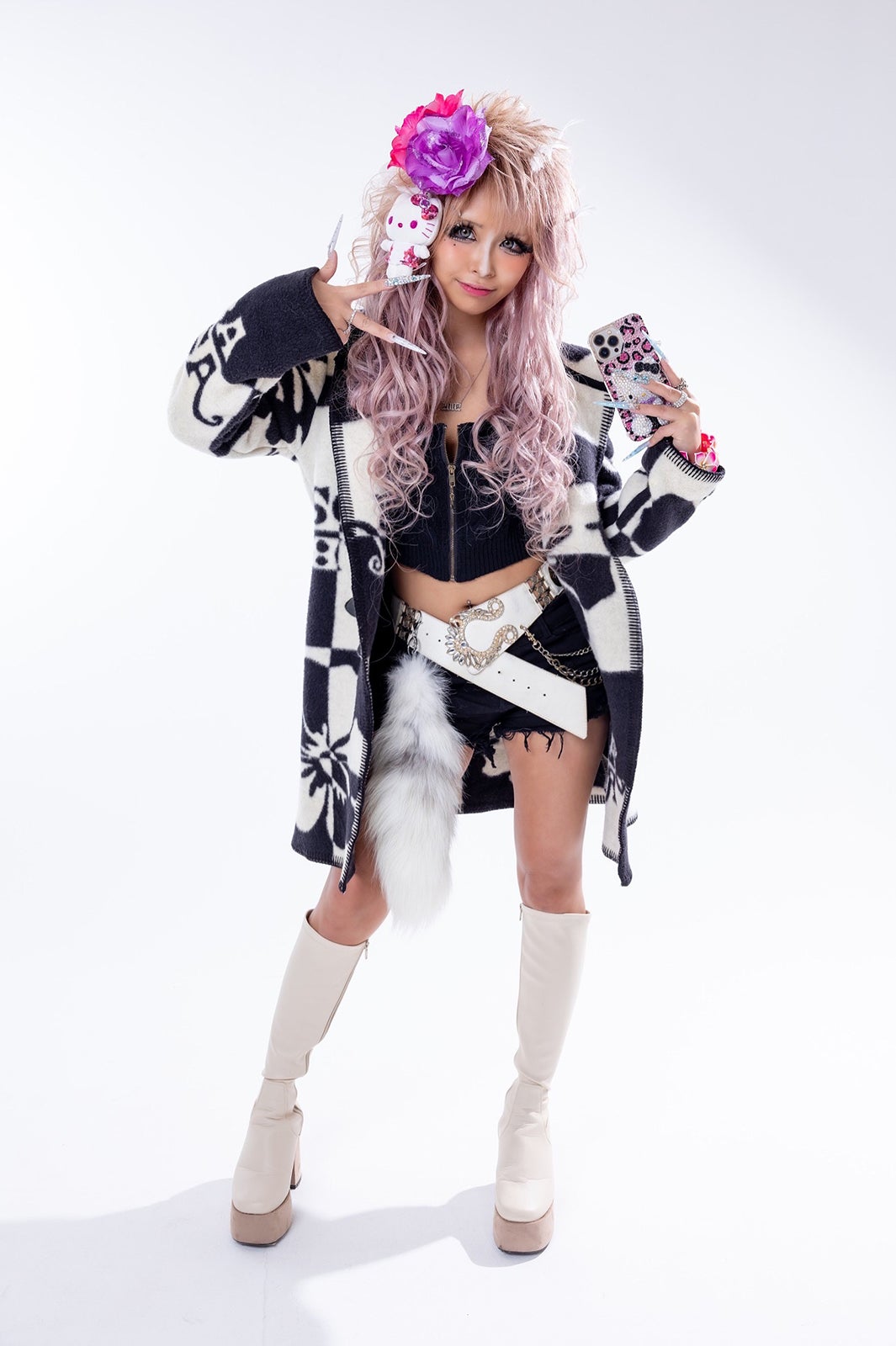 マヨネーズ一気飲みを披露したしおちゃも／提供画像