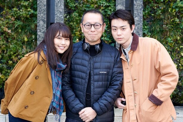菅田将暉 有村架純 クランクアップ時に笑顔でハグ 待っててくれてありがとうね モデルプレス 菅田将暉 有村架純 クランクアップ時に笑顔でハグ 待っててくれてありがとうね モデルプレス