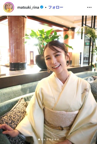 コットンきょんの妻、“にこにこな子きょん”祖母とのお散歩ショット公開「お口そっくり」「天使」と反響