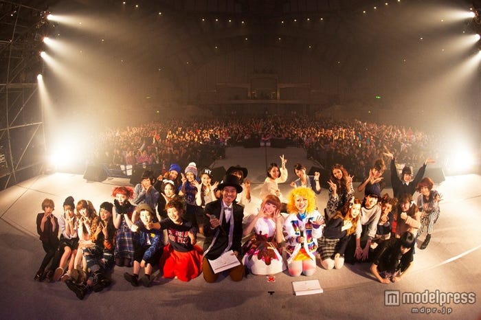 原宿カルチャーの祭典 「HARAJUKU KAWAii!!」に出演したきゃりーぱみゅぱみゅや青文字系読者モデル
