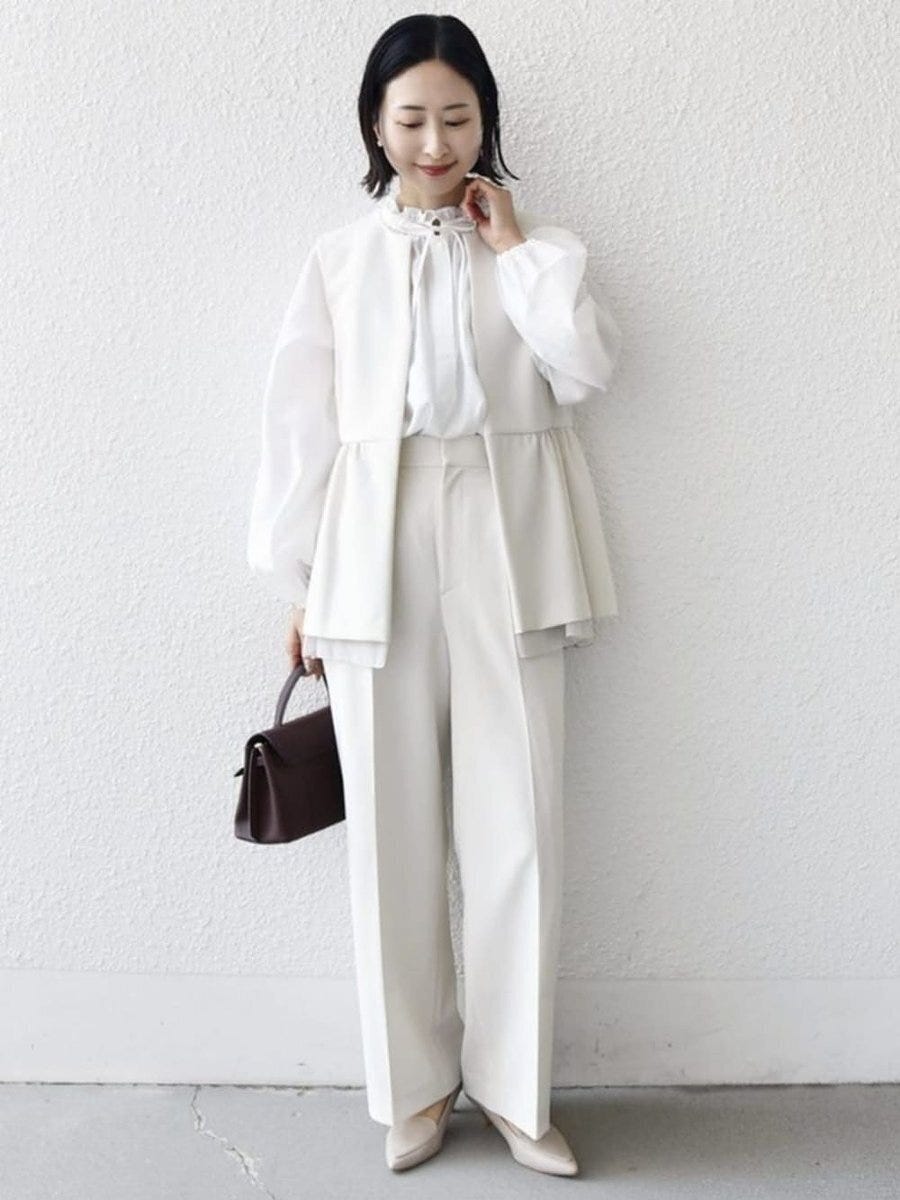 白ブラウスコーデ5