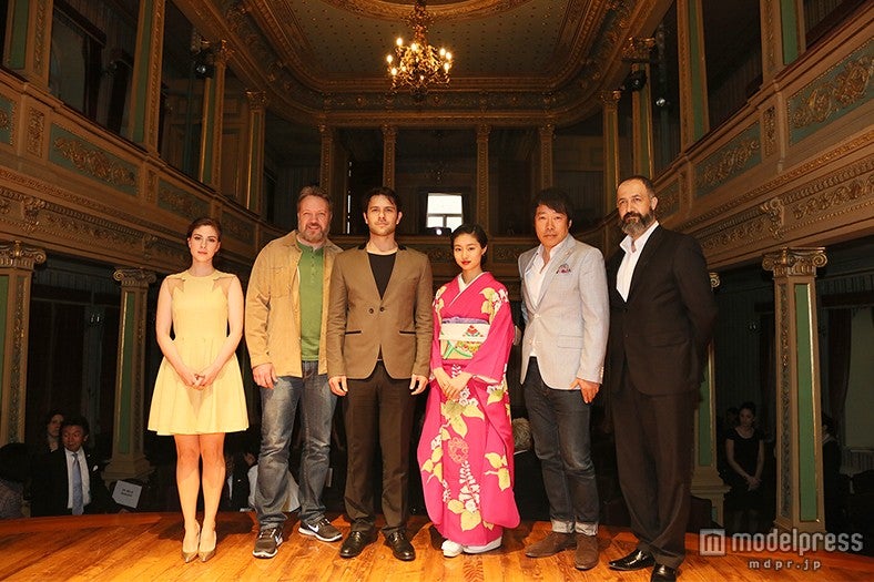 忽那汐里、史上初の試みに艶やか着物で登場