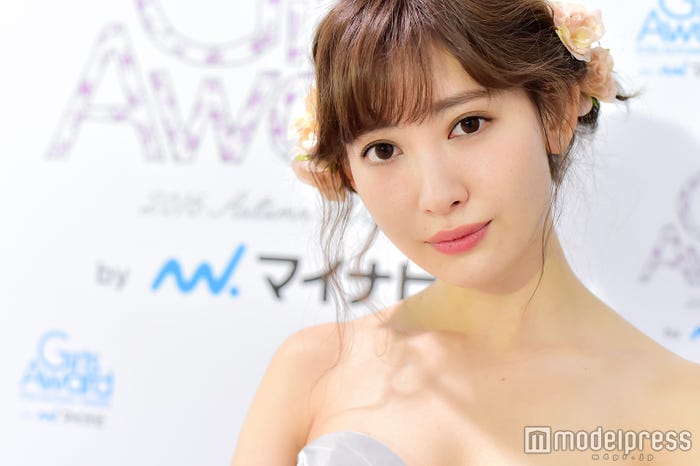 小嶋陽菜(C)モデルプレス