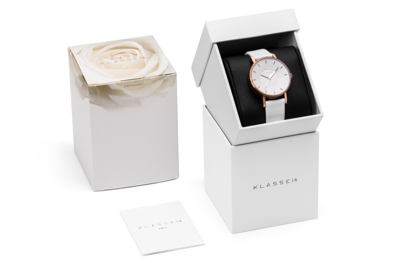 WHITE ROSEがデザインされたパッケージ