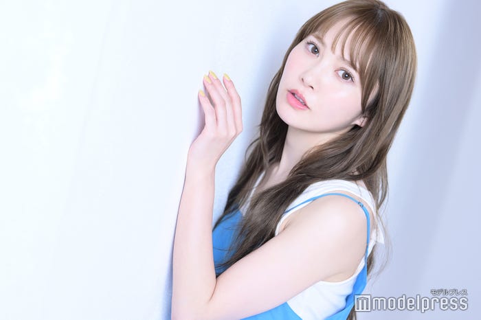 加藤史帆(C)モデルプレス