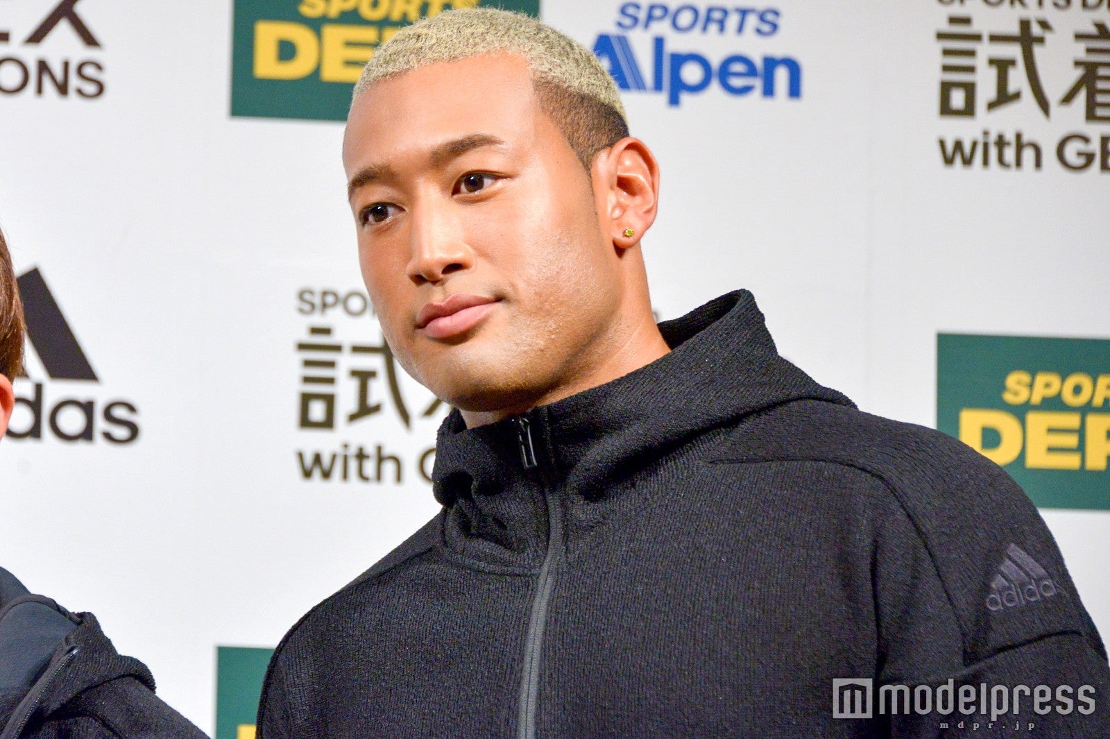 Generations関口メンディー 始球式で プロ顔負け 133キロ記録し驚きの声殺到 助っ人外国人感ぱない と本人も認める モデルプレス