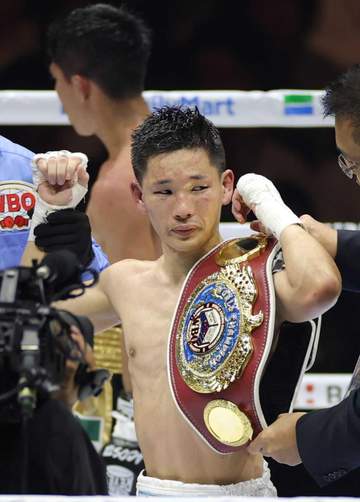 松本流星が完勝戴冠 約4カ月ぶりのベルトに「ホッとしている」 課題挙げ更なる高みへ「スーパーチャンピオンになりたい」