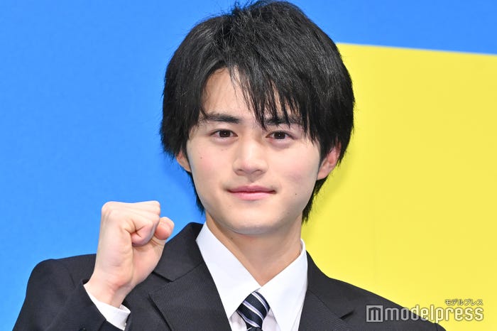 鈴鹿央士(C)モデルプレス