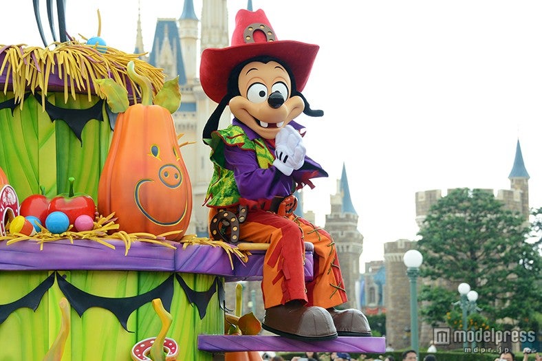 パレード「ハッピーハロウィーンハーベスト」