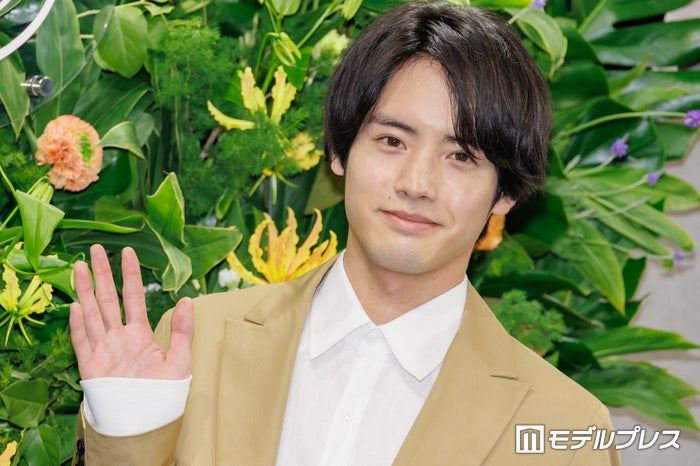 赤楚衛二、30歳迎え新たな意気込み 誕生日サプライズに「感動しすぎて言葉が出ない」