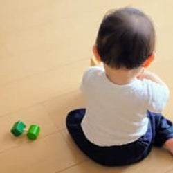 後追いの激しかった息子が、泣かずにひとり遊びするようになった方法!
