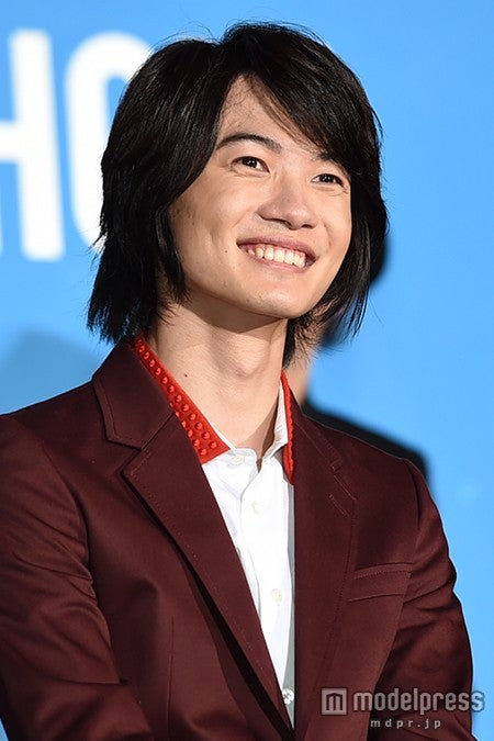 神木隆之介 志田未来に熱愛報道 子役としてブレイク 演技力を武器に活躍 プロフィール 略歴 モデルプレス 神木隆之介 志田未来に熱愛報道 子役としてブレイク 演技力を武器に活躍 プロフィール 略歴 モデルプレス