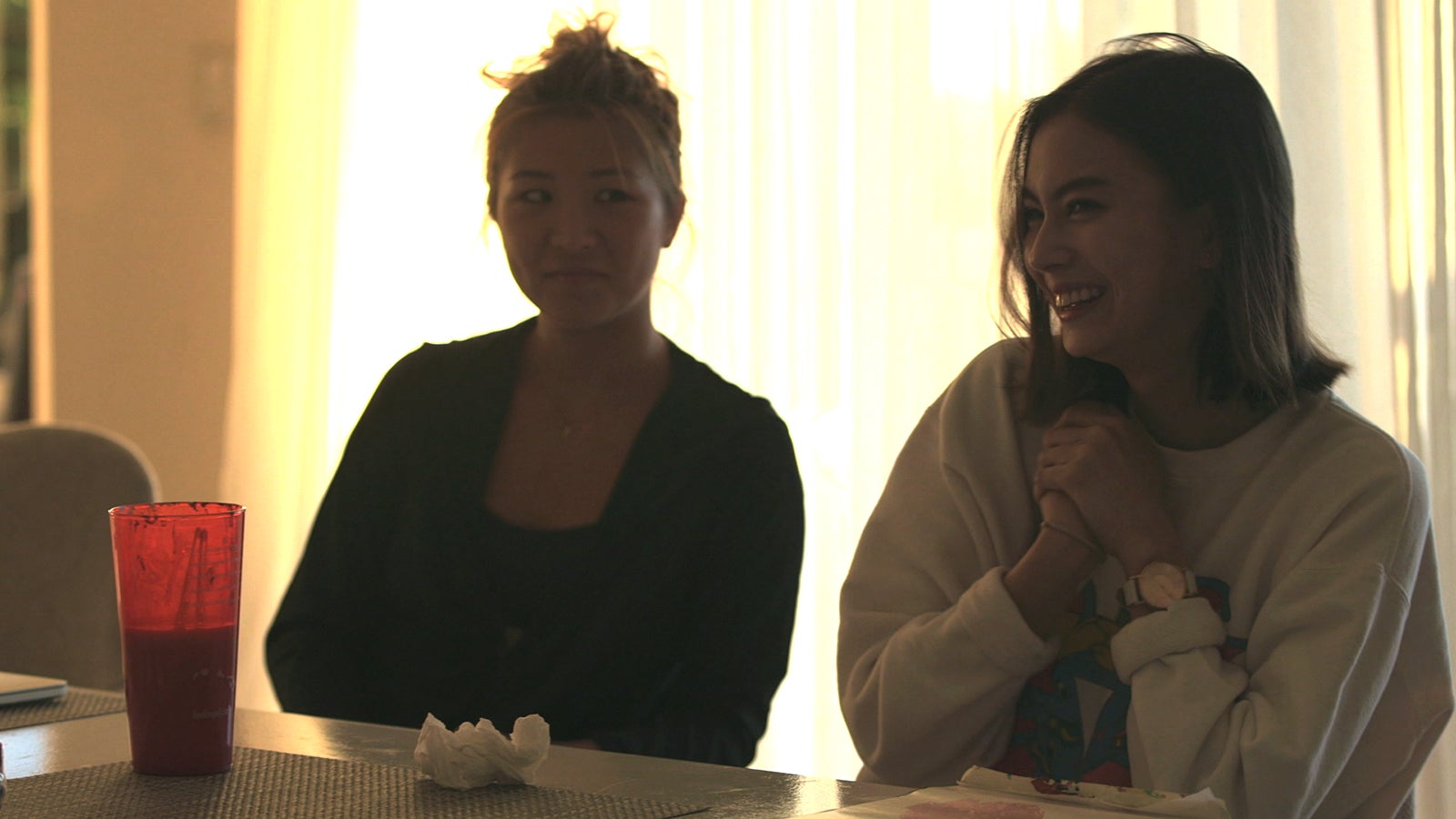 エビアン、ローレン『TERRACE HOUSE ALOHA STATE』11th WEEK（C）フジテレビ／イースト・エンタテインメント