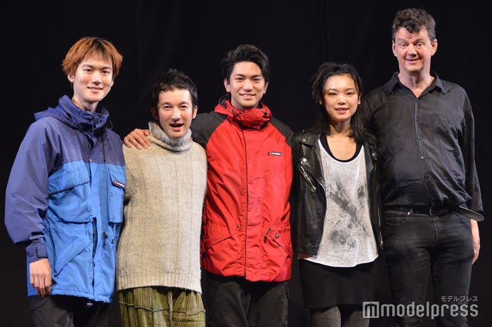 田中亨、浅利陽介、正門良規、古川琴音、トム・モリス(C)モデルプレス