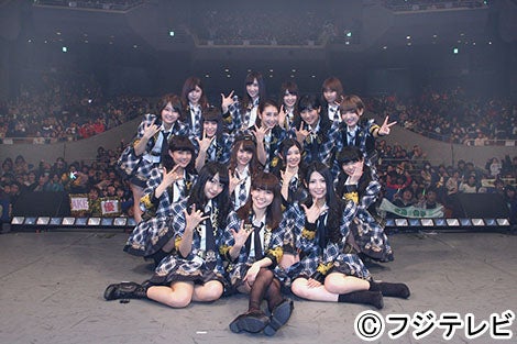 AKB48、大島優子らチームKのパワフルステージと観客3500人が一体に