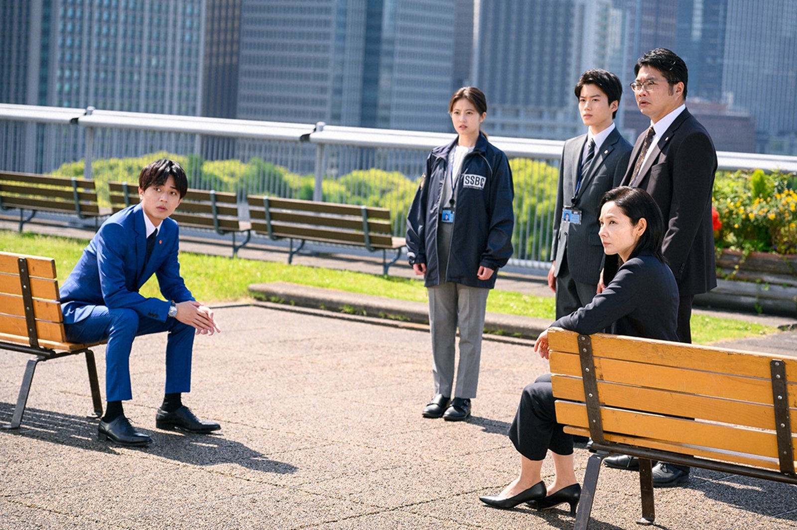 永瀬廉、今田美桜、奥智哉、松尾諭、吉田羊「ラストマン－全盲の捜査官－」第8話より（C）TBS