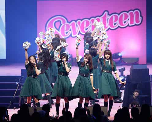 欅坂46、迫力パフォーマンスで観客を熱狂の渦に<セットリスト/Seventeen 夏の学園祭2017>
