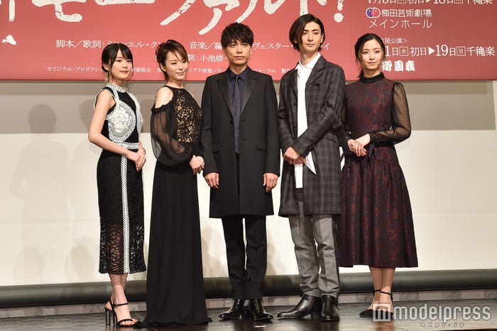 (左から)生田絵梨花、平野綾、山崎育三郎、古川雄大、木下晴香 (C)モデルプレス