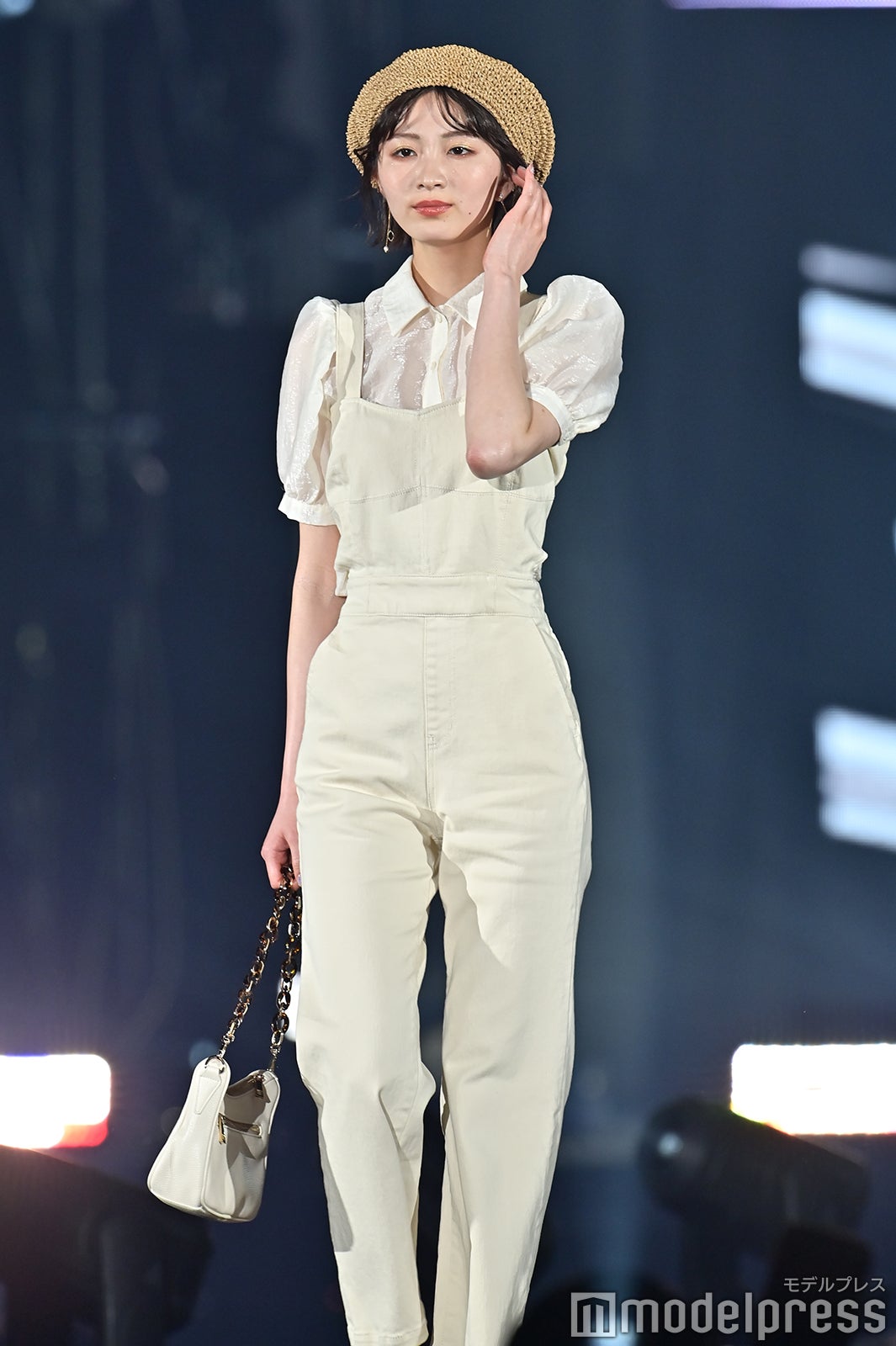 岡崎紗絵（C）モデルプレス
