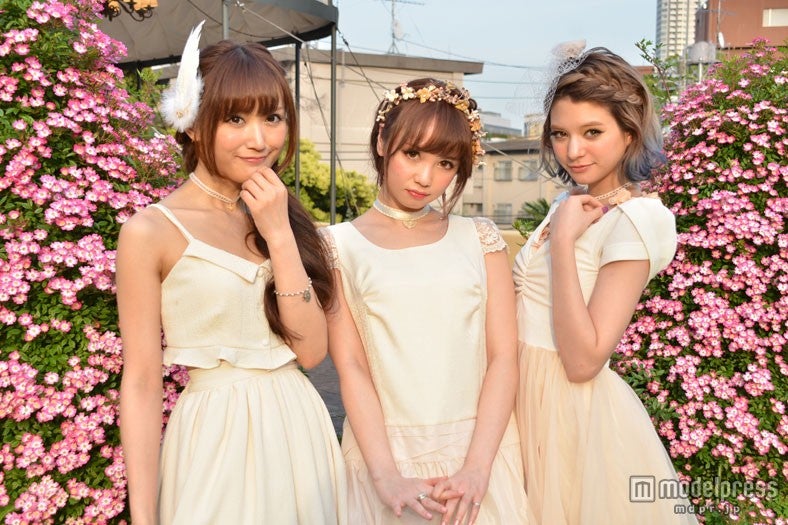 菅野結以、黒瀧まりあ、瑛茉ジャスミン