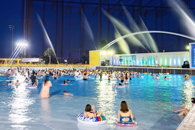 プールWAI／画像提供：よみうりランド