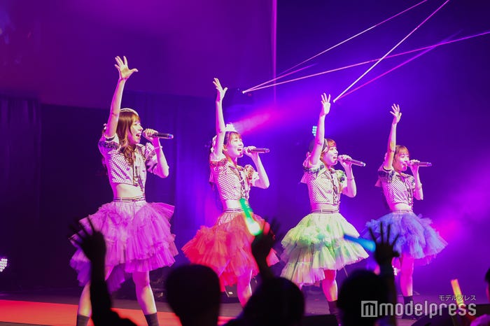 TEAM SHACHI(C)モデルプレス
