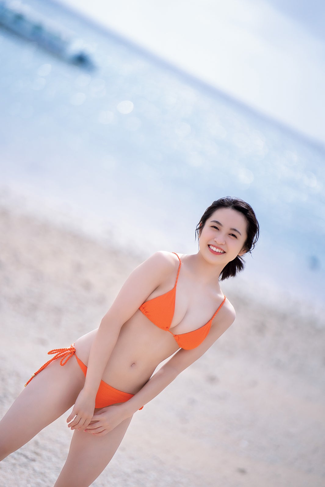 「ミスマガジン2020」早川渚紗、ビキニで美ボディ解放　初写真集先行カット公開