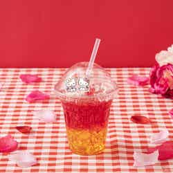 KITTY & MIMMY Drink(テイクアウト)税込972円(C)2024 SANRIO CO.,LTD.APPROVAL NO.L651619