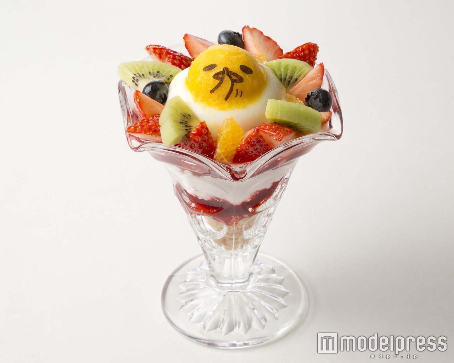 彼と食べたい、大阪「ぐでたまかふぇ」に苺のホワイトデー限定メニュー登場