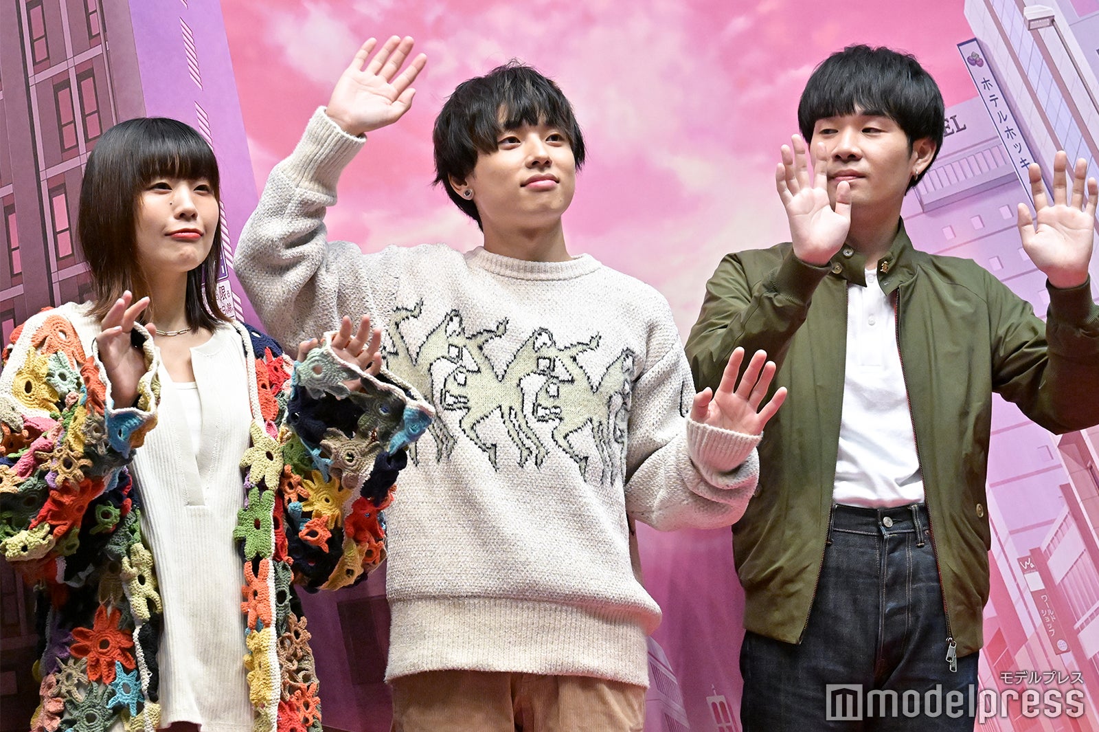 せとゆいか、石原慎也、秋澤和貴／Saucy Dog