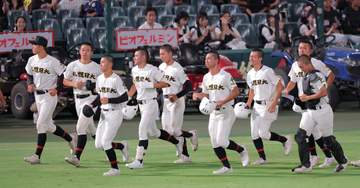 惜敗の札幌日大ナインは涙 力投の石川が相手エースに思い託す 春夏通じて甲子園初勝利はお預け