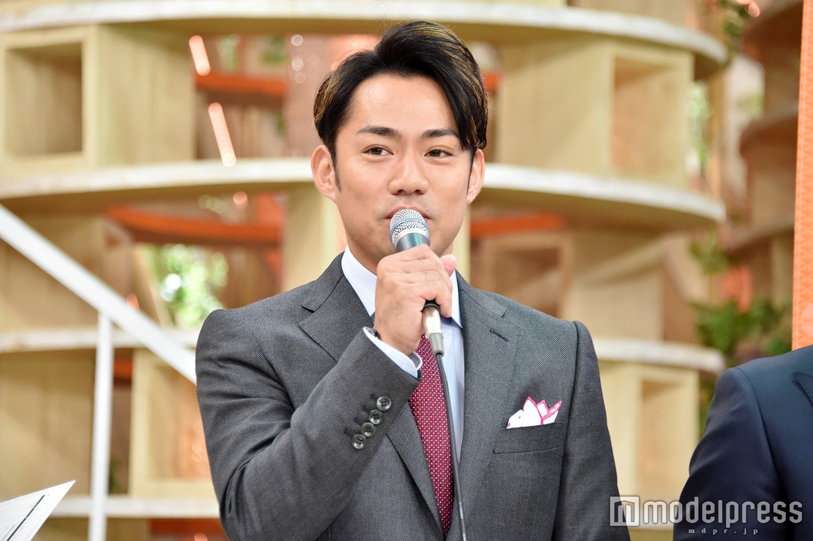 高橋大輔氏 （C）モデルプレス